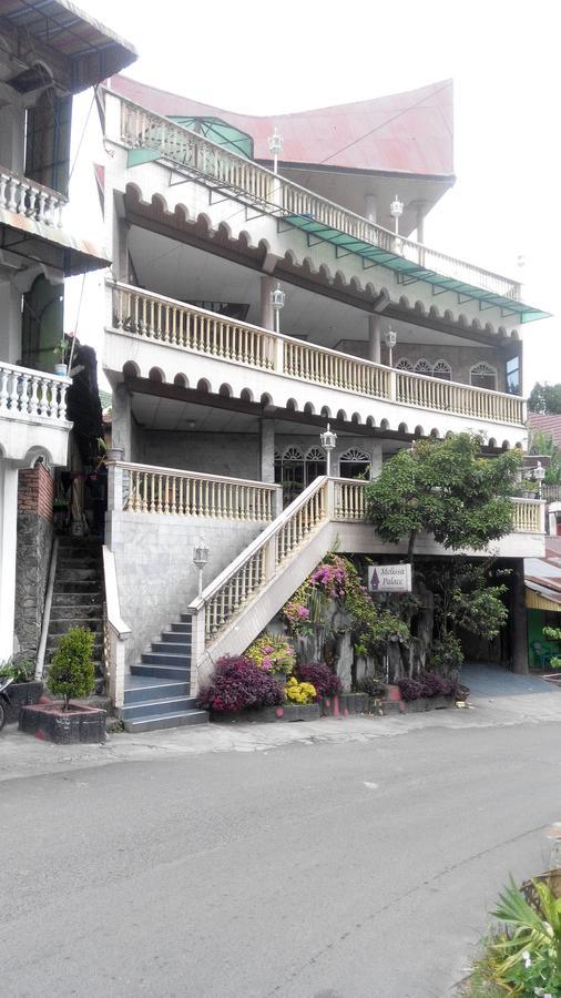 Melissa Palace Hotel And Karaoke Parapat Εξωτερικό φωτογραφία
